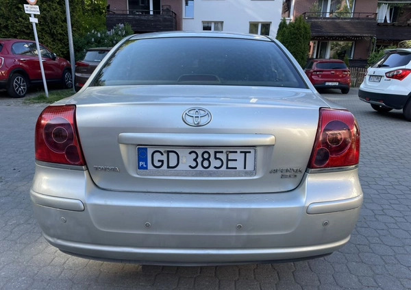 Toyota Avensis cena 7900 przebieg: 280000, rok produkcji 2005 z Świeradów-Zdrój małe 232